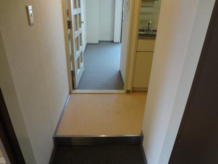 Entrance. Entrance also is spread