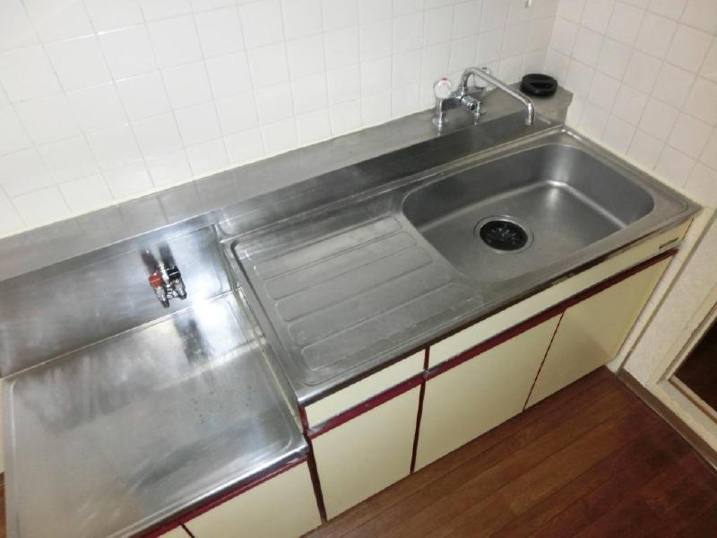 Kitchen. Two-burner stove is the correspondence of the kitchen