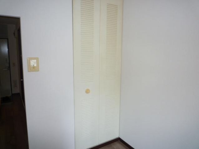 Receipt. Separate reference is a picture