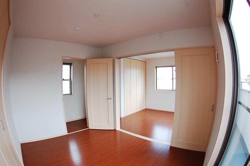 Non-living room. Master bedroom