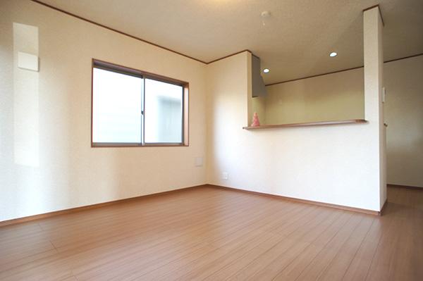 Living. Indoor (12 May 2013) Shooting Building 2