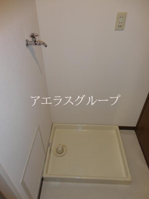 Other. Indoor Laundry Storage