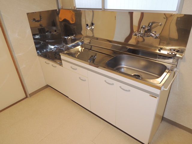 Kitchen. Separate reference is a picture