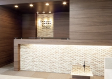 <Garden Glass Kawaguchi Nakaaoki> Mansion Gallery, A 2-minute walk from JR Keihin Tohoku Line "Kawaguchi" station (East Exit). Business hours on weekdays 11:00 AM ~ 6:00PM, Saturday, Sunday and holidays 10:00 AM ~ 6:00 PM (regular holiday Wednesday (except holidays)). on the train, By car, Please come feel free to contact.  ※ Customer parking, Building the first floor parking ・ It will be the No. 2 space. Please use the nearby hourly parking lot in the case of FULL. Fee will be settled in the apartment gallery.