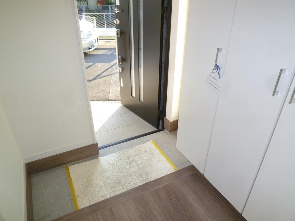 Entrance. 2013 / 12 / 03 shooting