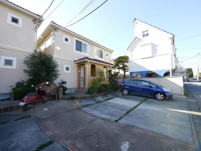 Other. 10m until the appearance (Other)