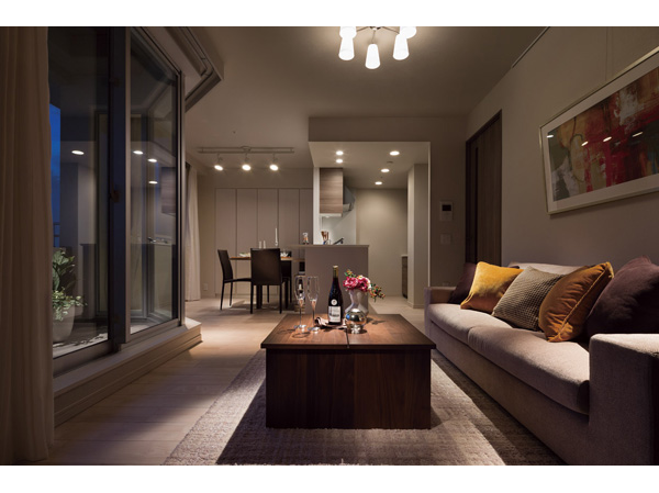 Living.  [living ・ dining] The beginning is, Along with the sense of openness and ease of living, Every day that pleasant sense of quality has come full. (Model Room A type ・ Some including paid option)