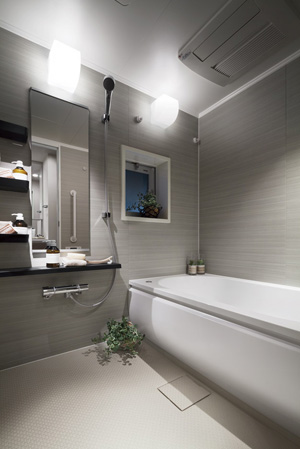 Bathing-wash room.  [Bathing was both exhilaration and cleanliness] It established a "window" to the bathroom (except for some type). Pleasant natural ventilation, Bathroom more clean. Also, Adopt a "WA tub" friendly shape to the body. Of course the ventilation of the bathroom, It is also laundry drying and winter of preliminary heating of a rainy day "bathroom heater dryer" also has been established.