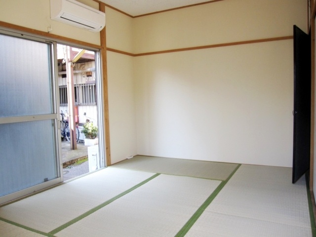 Living and room. Calm Japanese-style space