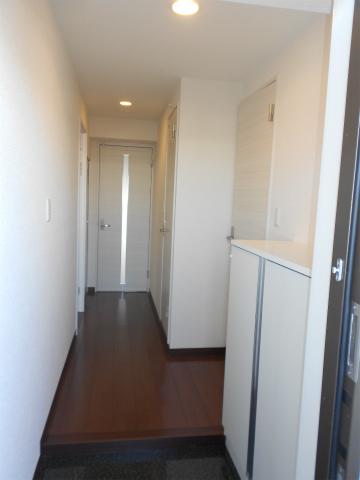 Entrance. Entrance (January 2014) Shooting