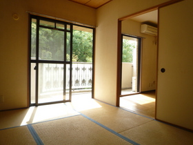 Living and room. Japanese-style room 6 quires