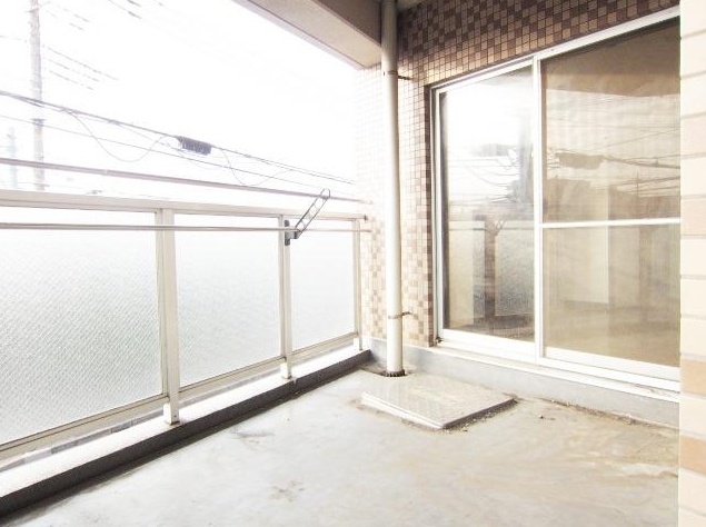 Balcony. Spacious balcony space.