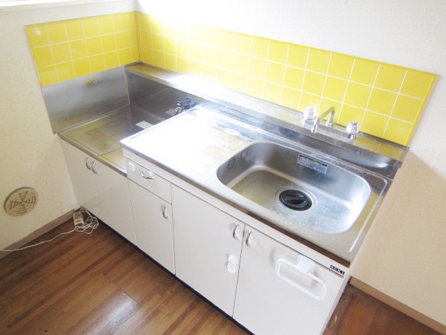 Kitchen. Gas stove installation Allowed Kitchen