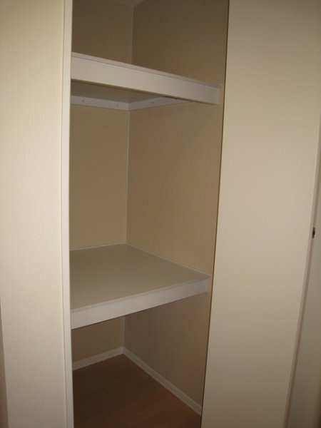 Receipt. Hall housed on the stairs