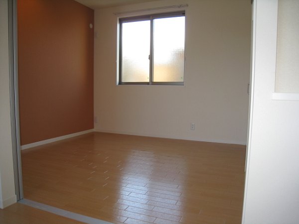 Living and room. Western-style that led to the living room