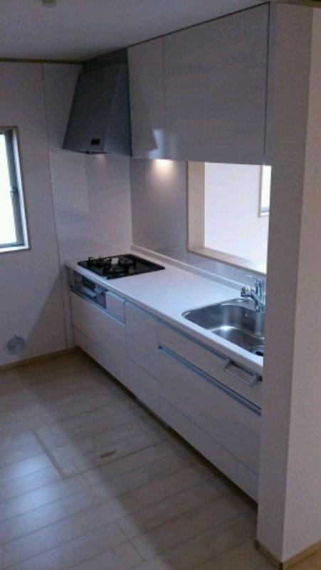 Kitchen. Nice system Kitchen 1 Building (November 2013) Shooting