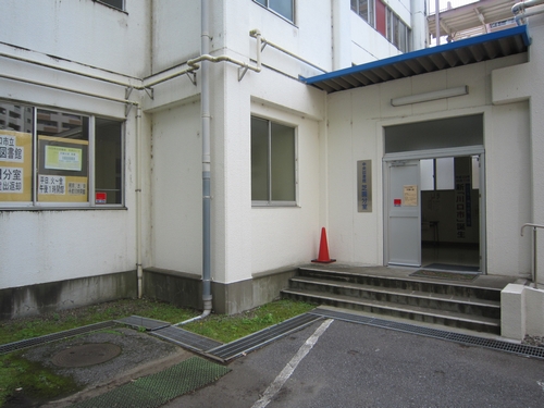 library. Warabishiritsu library Kitamachi 408m to annex (library)