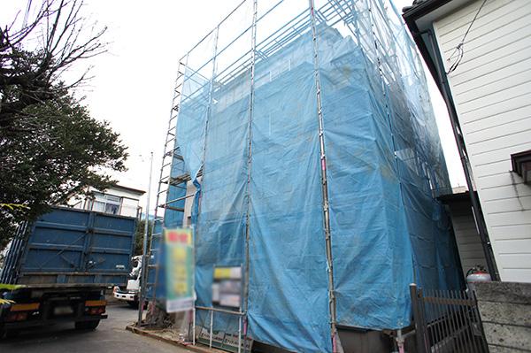 Local appearance photo. Local (11 May 2013) Shooting