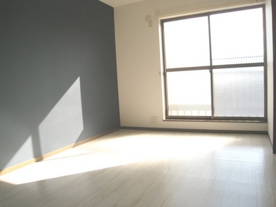 Living and room.  ☆ Sunny Western-style ☆ 