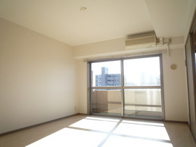 Living and room. Bright living