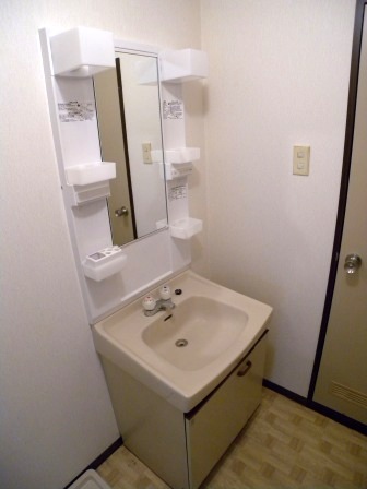 Other Equipment. Wash basin