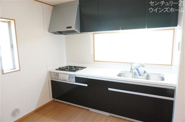 Same specifications photo (kitchen)