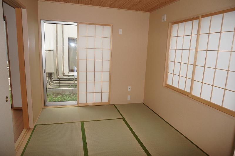 Same specifications photos (Other introspection)