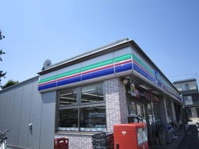 Convenience store. 150m until the Three F (convenience store)