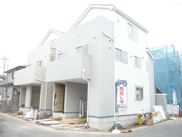 Local appearance photo. The outer wall of the building was just finished paste. Anytime you can preview. 