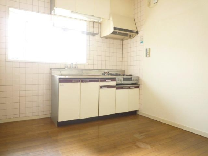 Kitchen. There is a small window in the kitchen, Ventilation is good