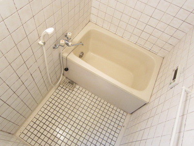 Bath. With reheating function