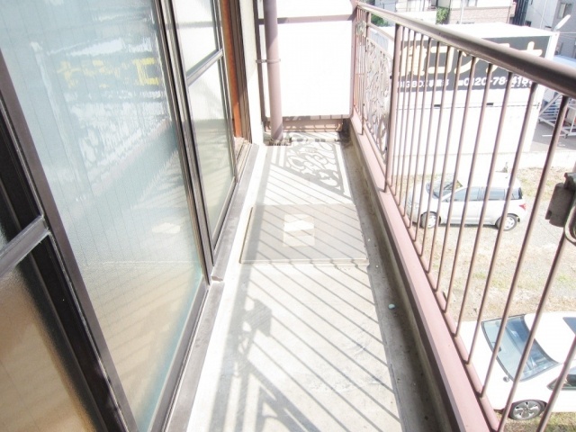 Balcony. Separate reference is a picture