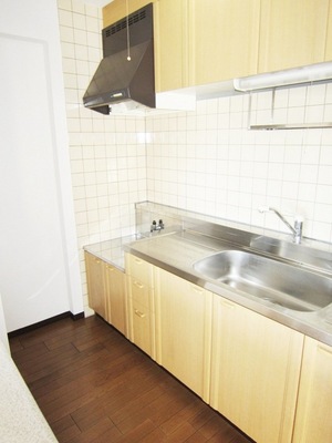 Kitchen. Cooking Easy in large kitchen