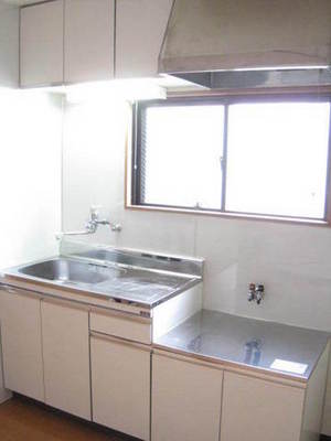 Kitchen. There is a window, Bright kitchen