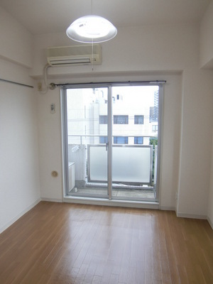 Living and room. Reference lighting