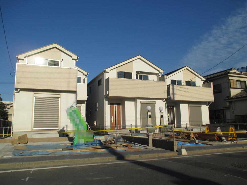 Local appearance photo. Local (11 May 2013) Shooting