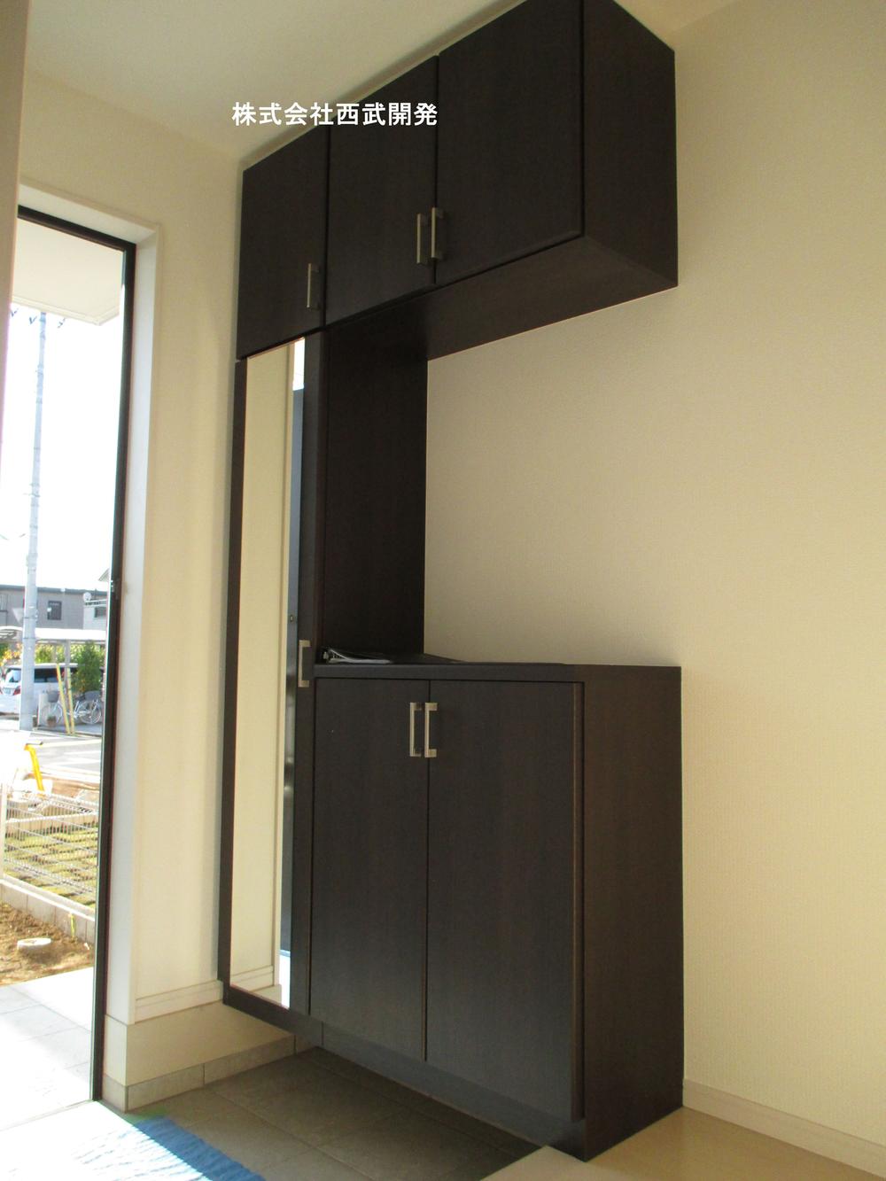 Entrance. Local (11 May 2013) Shooting