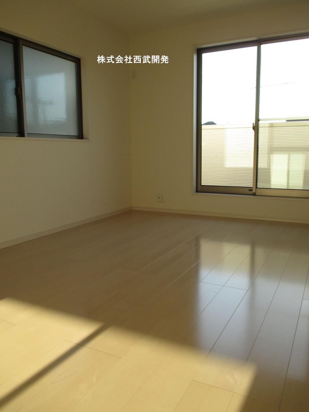 Non-living room. Indoor (11 May 2013) Shooting