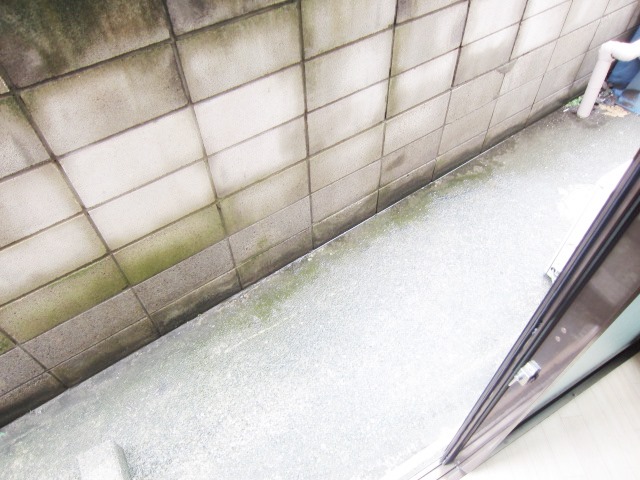 Balcony. Washing clothes space