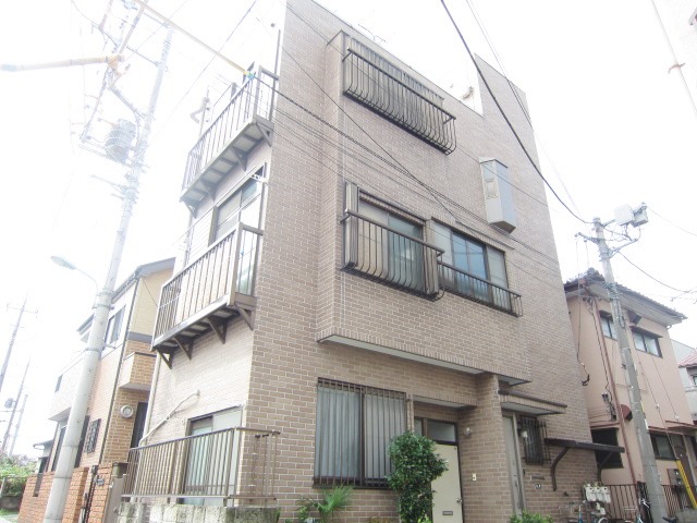 Building appearance. Beautiful appearance of the tiled