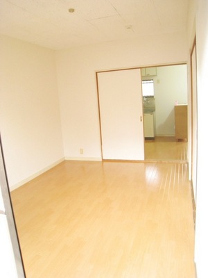 Living and room. Ming Karui room