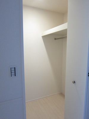 Receipt. Large storage space