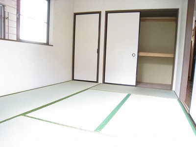 Living and room. Bright two-sided lighting Japanese-style room