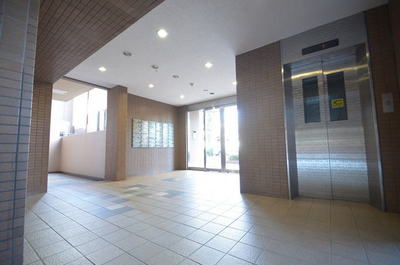 Entrance. No key money! City gas! B FLET'S! !