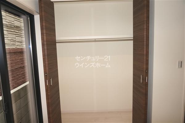 Receipt. Each room with storage