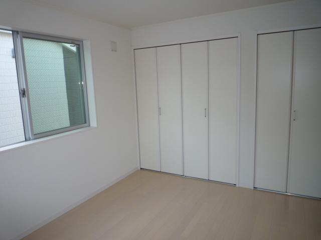 Same specifications photos (Other introspection)