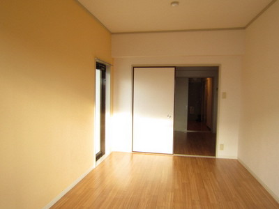 Living and room. Western-style in the renovated