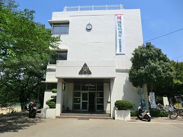 Junior high school. 960m until the turf junior high school