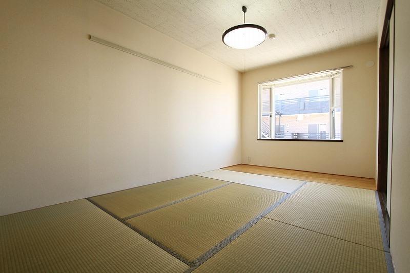 Other room space. During move-in is safe with a 24-hour emergency response service