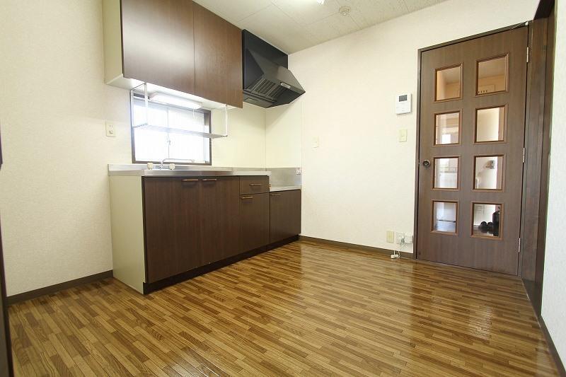 Other room space. Kitchen space There is a window, Good ventilation